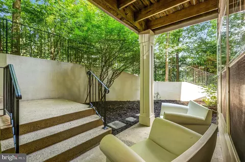11400 Windleaf Ct #A, Reston, VA 20194 photo 32