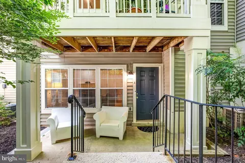 11400 Windleaf Ct #A, Reston, VA 20194