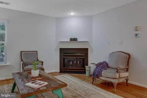 11400 Windleaf Ct #A, Reston, VA 20194 photo 9