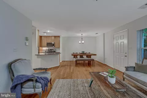 11400 Windleaf Ct #A, Reston, VA 20194 photo 11