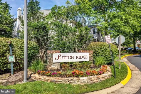 11400 Windleaf Ct #A, Reston, VA 20194 photo 3