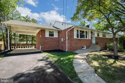 7413 Fairchild Dr, Alexandria, VA 22306