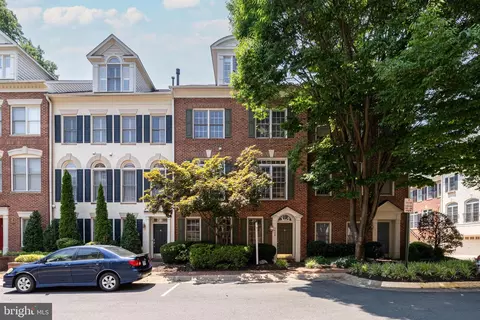1628 Colonial Hills Dr, Mclean, VA 22102