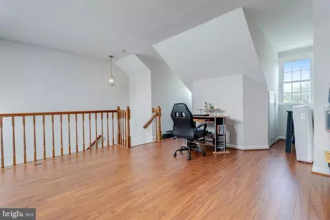 8887 Eagle Rock Ln, Springfield, VA 22153 photo 49