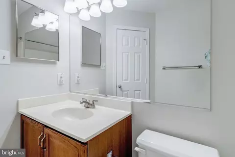 8887 Eagle Rock Ln, Springfield, VA 22153 photo 37
