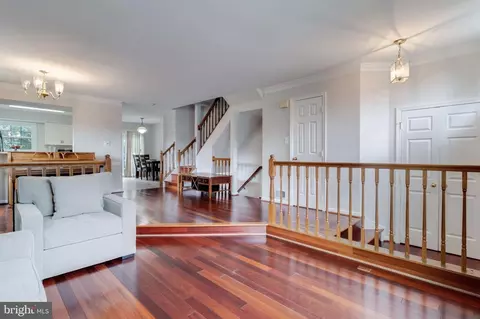 8887 Eagle Rock Ln, Springfield, VA 22153 photo 15