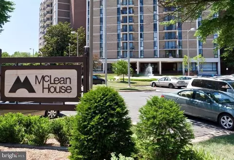 6800 Fleetwood Rd #519, Mclean, VA 22101