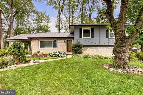 6315 Gormley Pl, Springfield, VA 22152