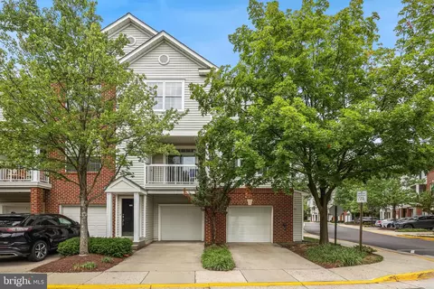 13006 Cabin Creek Rd #13006, Herndon, VA 20171