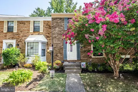 6072 Clerkenwell Ct, Burke, VA 22015