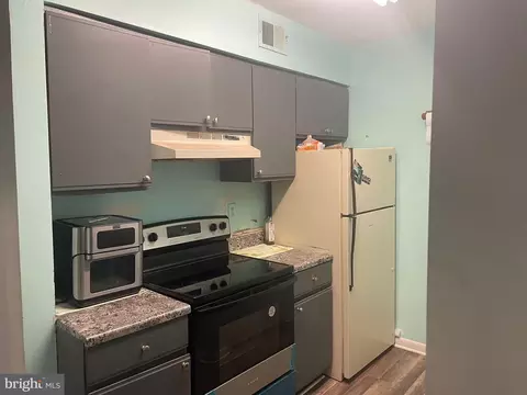 5757 R Rexford Ct #5757R, Springfield, VA 22152 photo 5