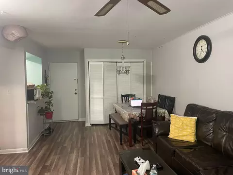 5757 R Rexford Ct #5757R, Springfield, VA 22152 photo 4