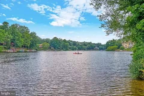View/Area - 2374 Generation Dr, Reston, VA 20191 photo 8 of 9