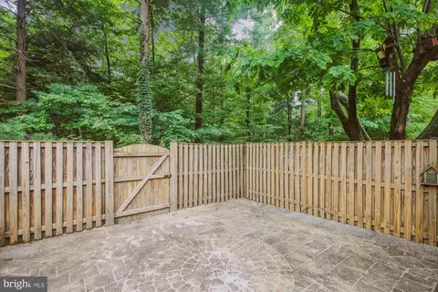 2433 Alsop Ct, Reston, VA 20191 photo 30