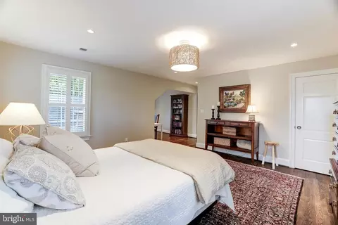 Bedroom - 937 Bellview Rd, Mclean, VA 22102 photo 6 of 6