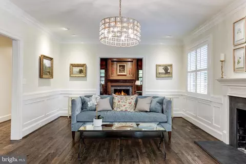 Living - 937 Bellview Rd, Mclean, VA 22102 photo 2 of 6