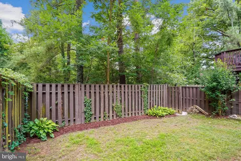 1505 Farsta Ct, Reston, VA 20190 photo 42