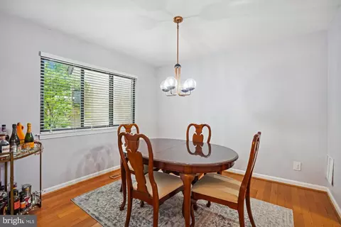 1505 Farsta Ct, Reston, VA 20190 photo 6