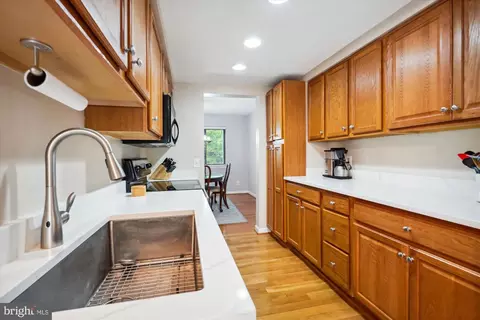 1505 Farsta Ct, Reston, VA 20190 photo 14