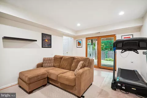 1505 Farsta Ct, Reston, VA 20190 photo 32