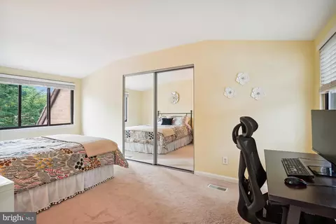 1505 Farsta Ct, Reston, VA 20190 photo 21