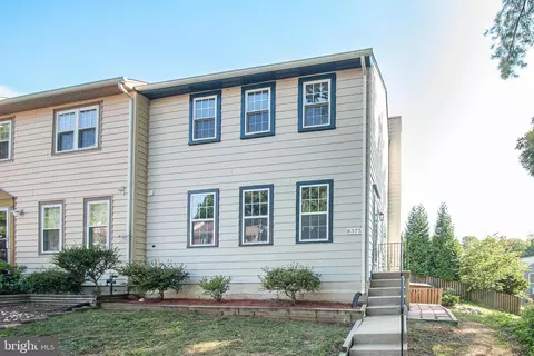 8375 Stationhouse Ct, Lorton, VA 22079