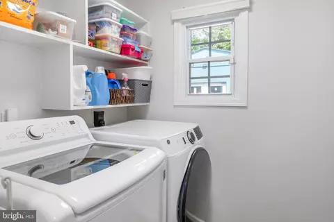 Other - 6902 Lavant Dr, Springfield, VA 22152 photo 3 of 16