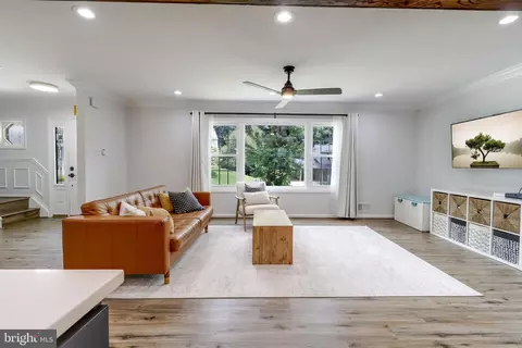 Living - 6902 Lavant Dr, Springfield, VA 22152 photo 1 of 7