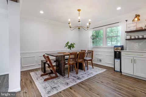 Dining - 6902 Lavant Dr, Springfield, VA 22152 photo 2 of 2