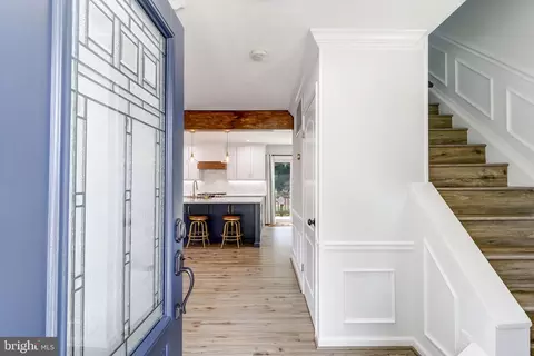 Entry Way - 6902 Lavant Dr, Springfield, VA 22152 photo 1 of 5