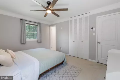 Bedroom - 6902 Lavant Dr, Springfield, VA 22152 photo 3 of 9