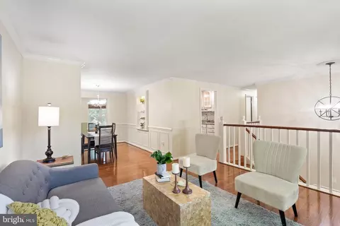 2647 Conquest Pl, Herndon, VA 20171 photo 2