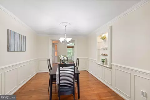2647 Conquest Pl, Herndon, VA 20171 photo 4