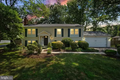 2647 Conquest Pl, Herndon, VA 20171