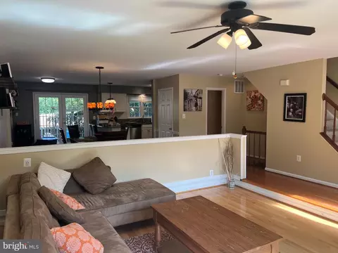 7452 Ridge Oak Ct, Springfield, VA 22153 photo 9