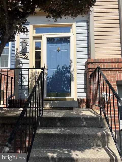 7452 Ridge Oak Ct, Springfield, VA 22153 photo 2
