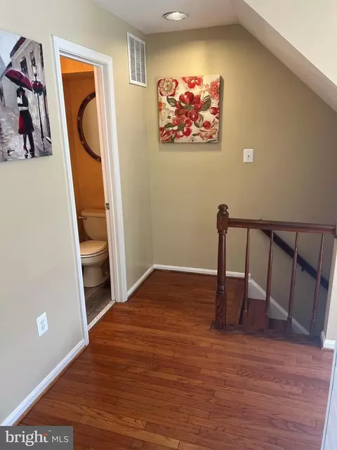 7452 Ridge Oak Ct, Springfield, VA 22153 photo 10