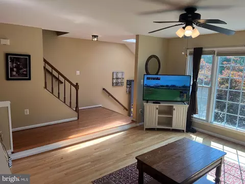 7452 Ridge Oak Ct, Springfield, VA 22153 photo 6