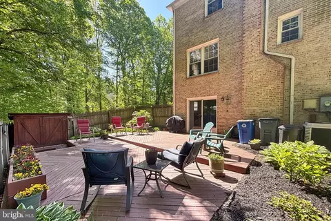 9400 Park Hunt Ct, Springfield, VA 22153 photo 34
