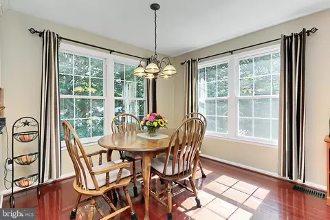 9400 Park Hunt Ct, Springfield, VA 22153 photo 14
