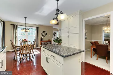 9400 Park Hunt Ct, Springfield, VA 22153 photo 12