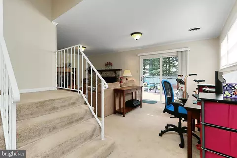 9400 Park Hunt Ct, Springfield, VA 22153 photo 25