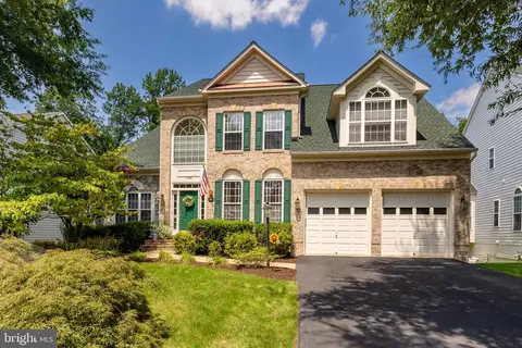 7109 Ayers Meadow Ln, Springfield, VA 22150