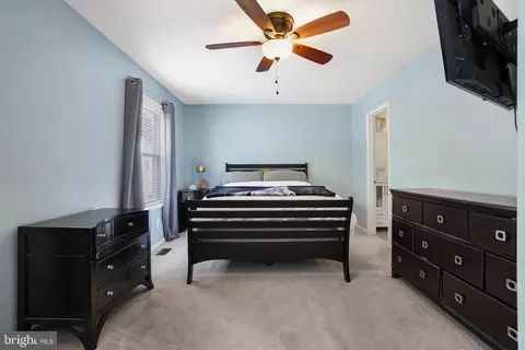6033 Sweet Oak Ct, Springfield, VA 22152 photo 17