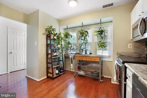 6033 Sweet Oak Ct, Springfield, VA 22152 photo 6