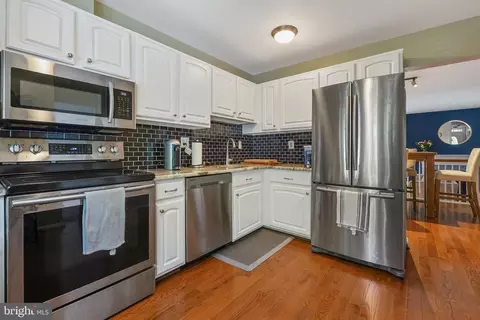 6033 Sweet Oak Ct, Springfield, VA 22152 photo 7