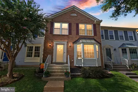 13923 Waterflow Pl, Centreville, VA 20121