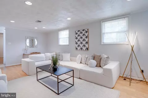 5513 Queensberry Ave, Springfield, VA 22151 photo 34