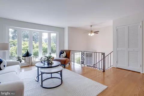 5513 Queensberry Ave, Springfield, VA 22151 photo 14