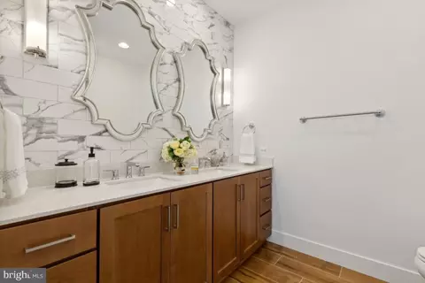11230 Faraday Park Dr, Reston, VA 20190 photo 20